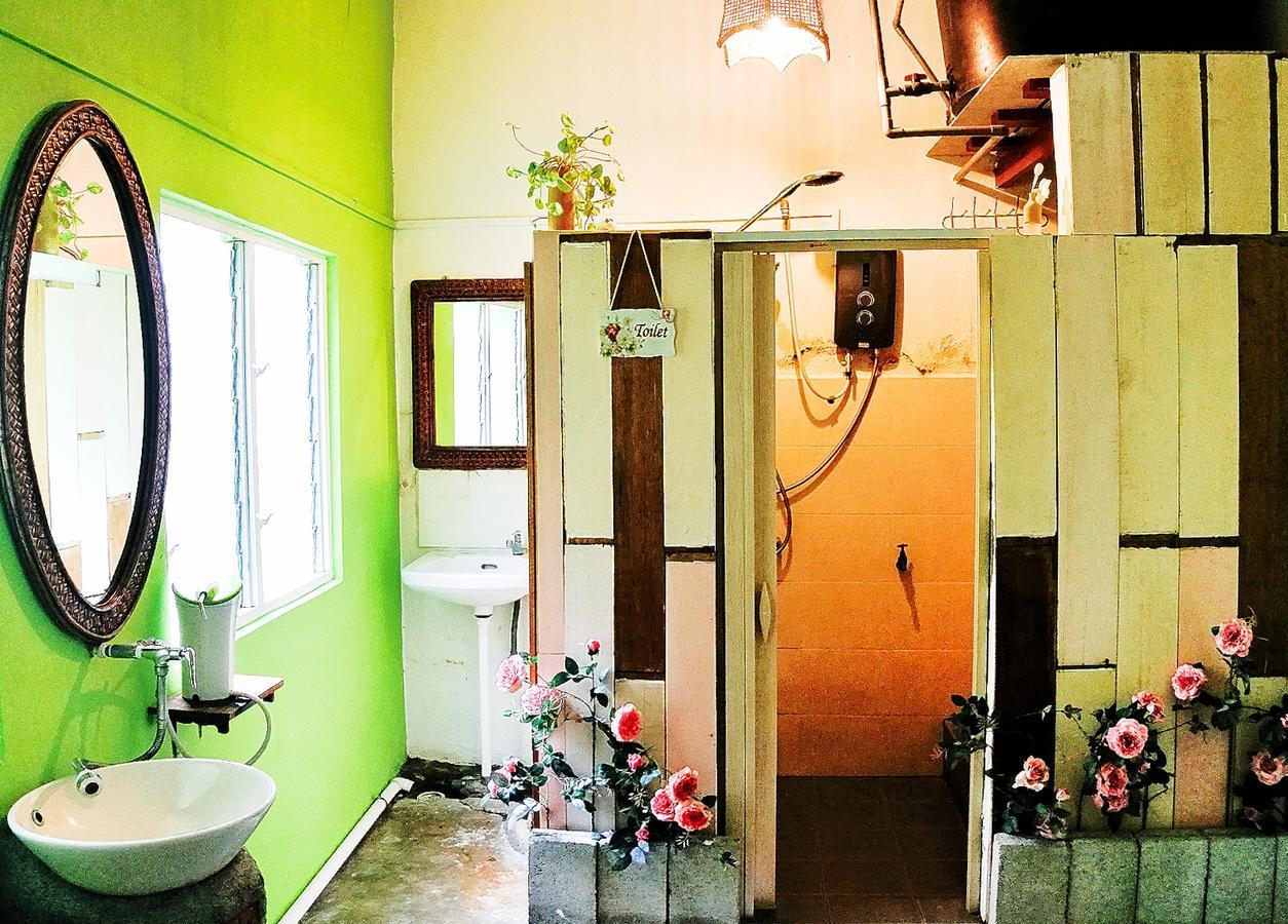 Ohana House @ 53 Kasturi Malacca Bagian luar foto