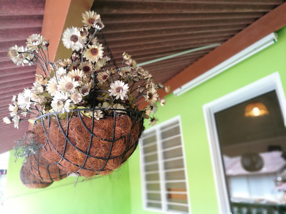 Ohana House @ 53 Kasturi Malacca Bagian luar foto